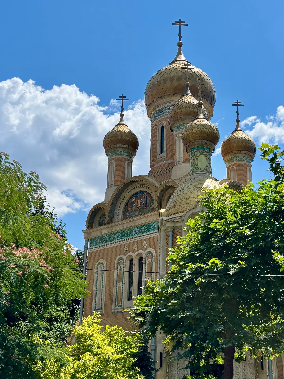 București, Romania — photo 1